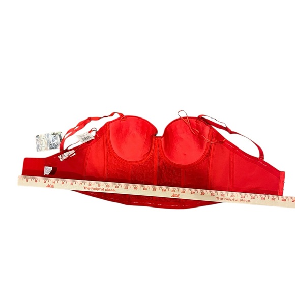 Love J NWT red beaded corset with white and dark silver embellished rhinestones - Picture 11 of 11